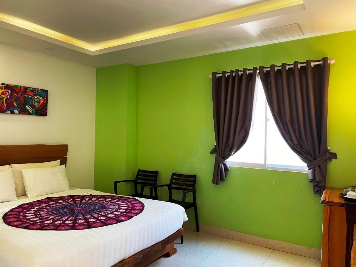 Boutique Hotel La Villa Nha Trang Buitenkant foto